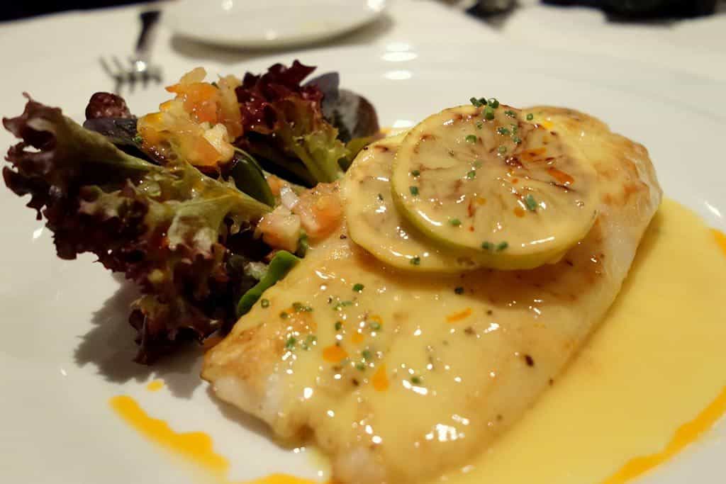 صوص برجر ماكدونالدز