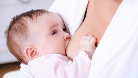 مدة الرضاعة الطبيعية وتعلمها للمبتدئات
