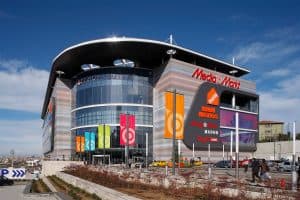 مركز أوبتيموم أوت ليت