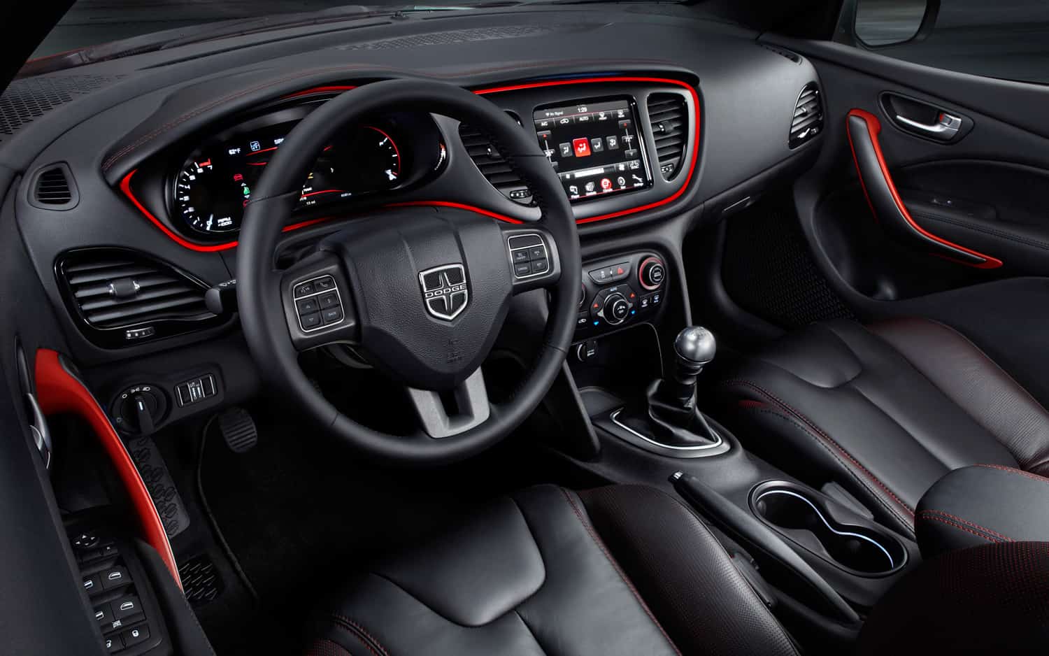 أهم مواصفات dodge dart وسعرها بالسعودية والخليج