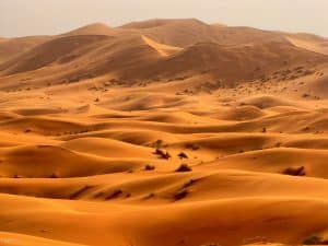 الصحراء البيضاء