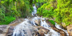 شلال نا موانج