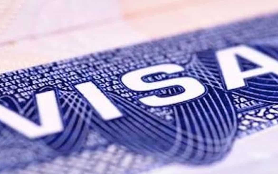 كيفية استخراج فيزا المنطقة الحرة دبي ؟