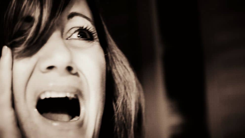 حلمت أني أضرب جني