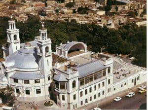 قصر الشروانشاهانيين