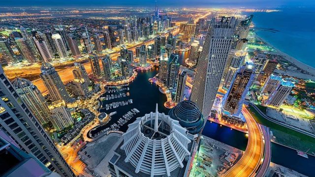 صور عن مناطق في دبي