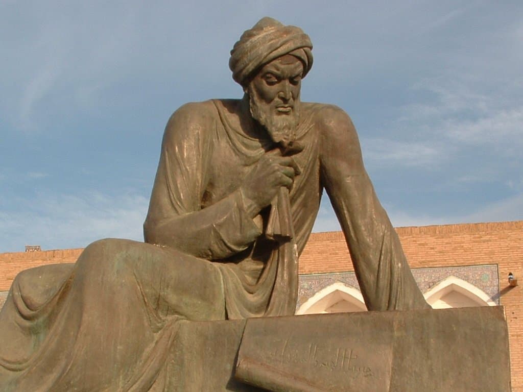 بحث عن الخوارزمي وإنجازاته