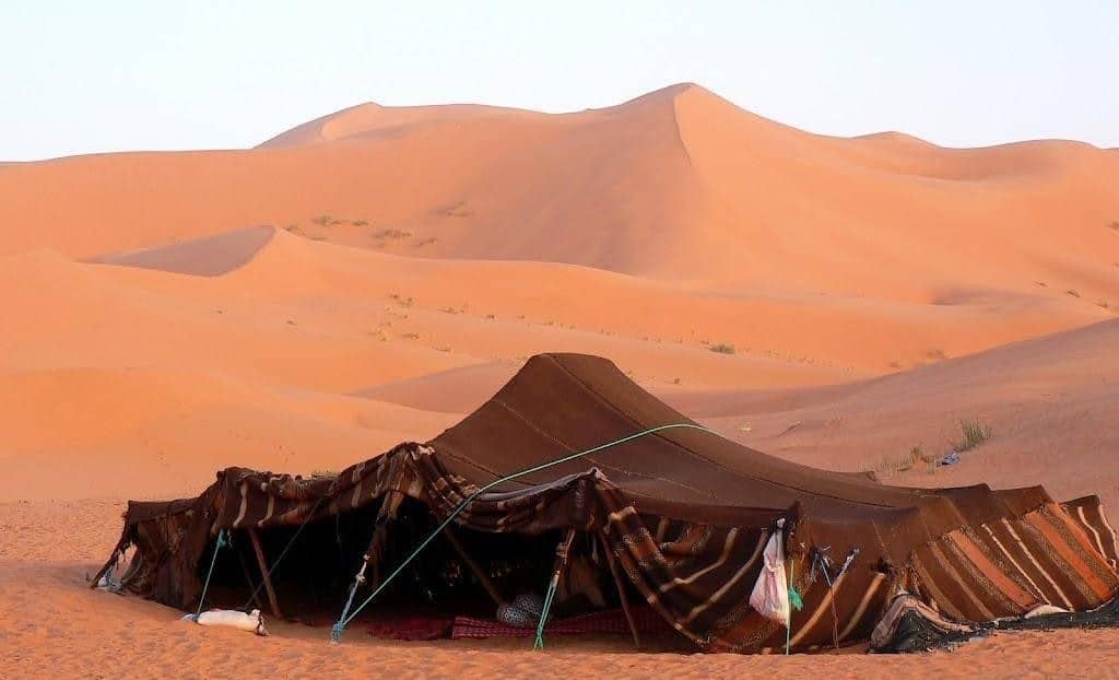 تفسير رؤية الخيمة الملونة في المنام