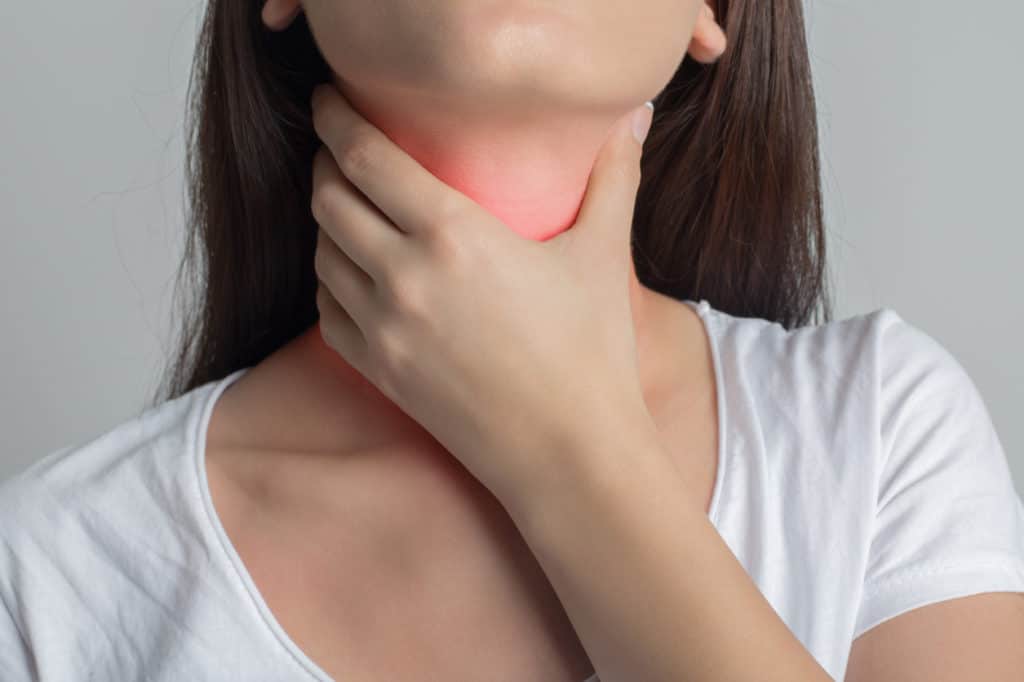 علاج بنات الأذنين التهاب اللوز بالأعشاب والطب البديل