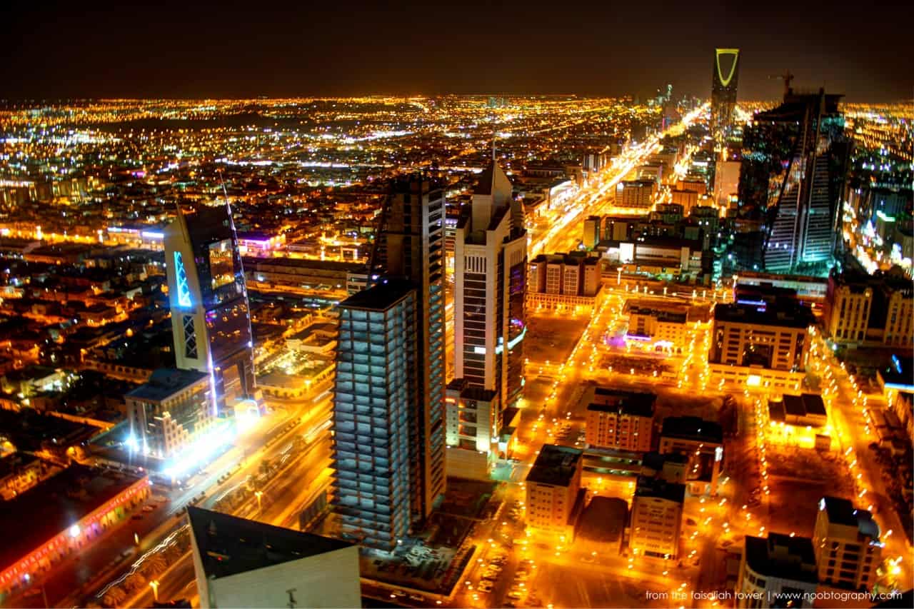 شروط الحصول على الإقامة الدائمة في المملكة ومميزاتها