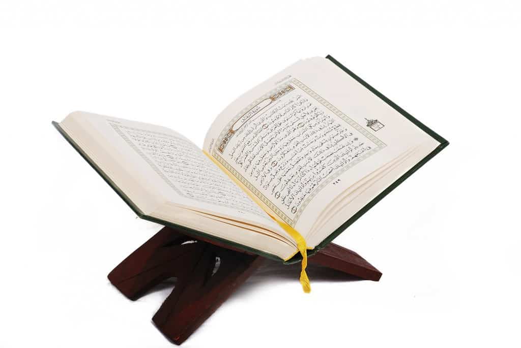 ما هي عدد آيات القرآن الكريم
