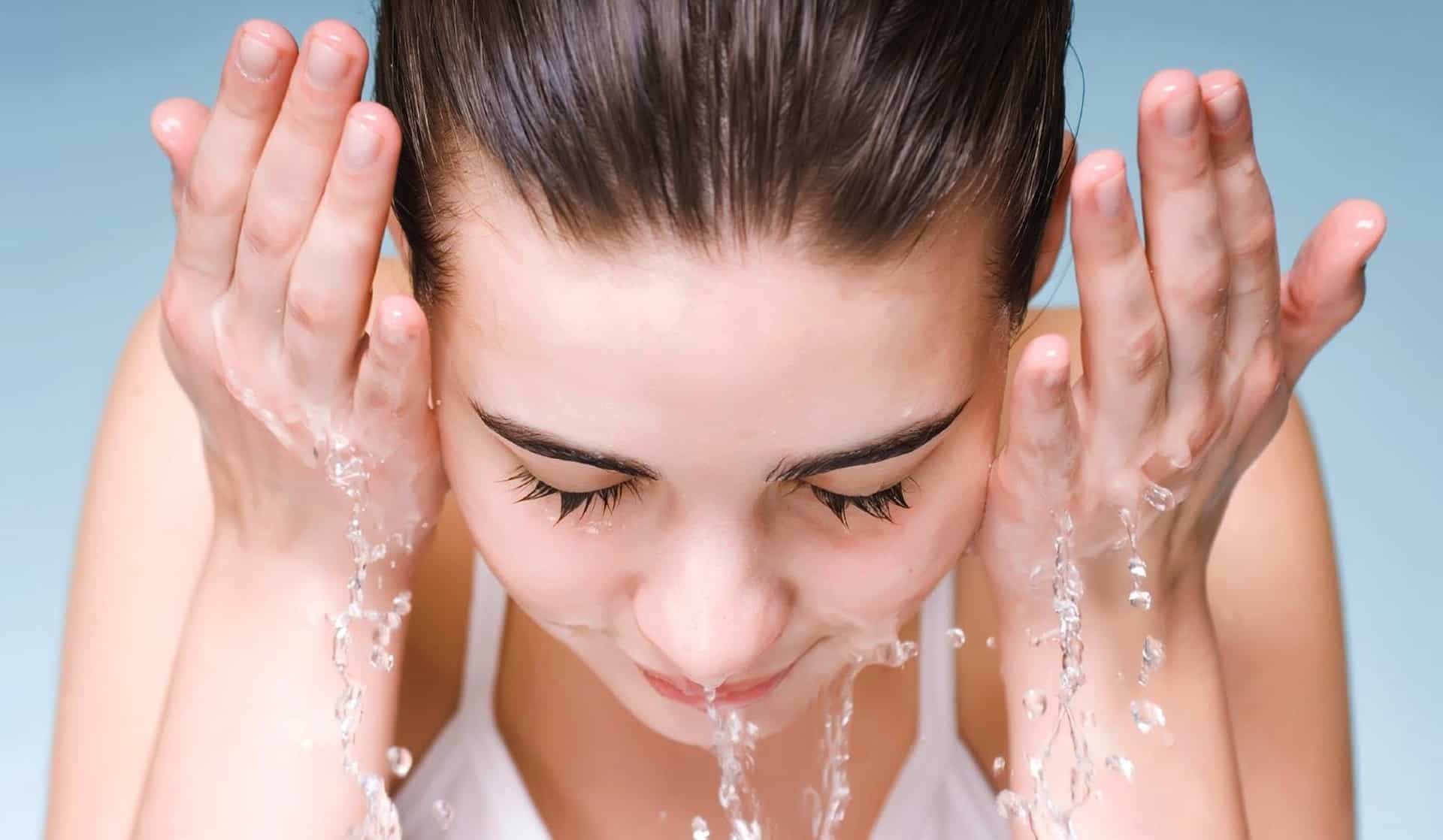 ماسك للوجه للبشرة المختلطة مجرب