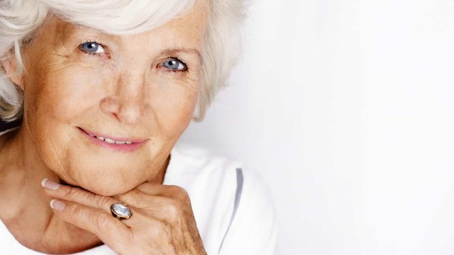 فوائد الزنك للشعر الأبيض ومصادره الغذائية