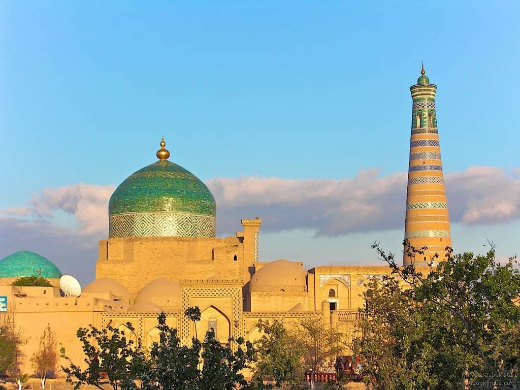 سماع صوت الاذان في غير ميعاده تفسير سماع الاذان في غير وقته