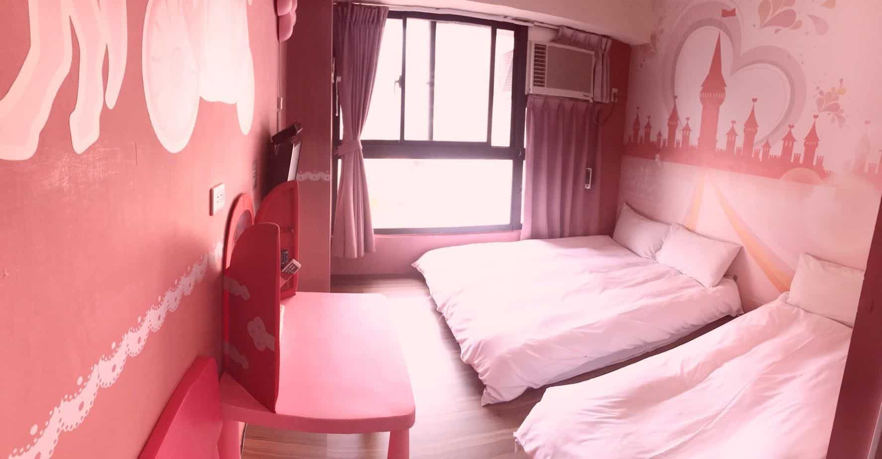 تفسير حلم طلاء المنزل بلون الوردى فى المنام