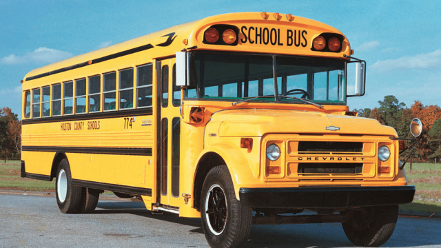 السلامة في الحافلة المدرسية