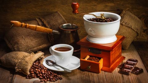 ما هي أضرار القهوة العربية وفوائدها
