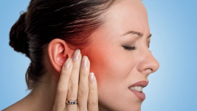 كيفية علاج التهاب الأذن بالأعشاب