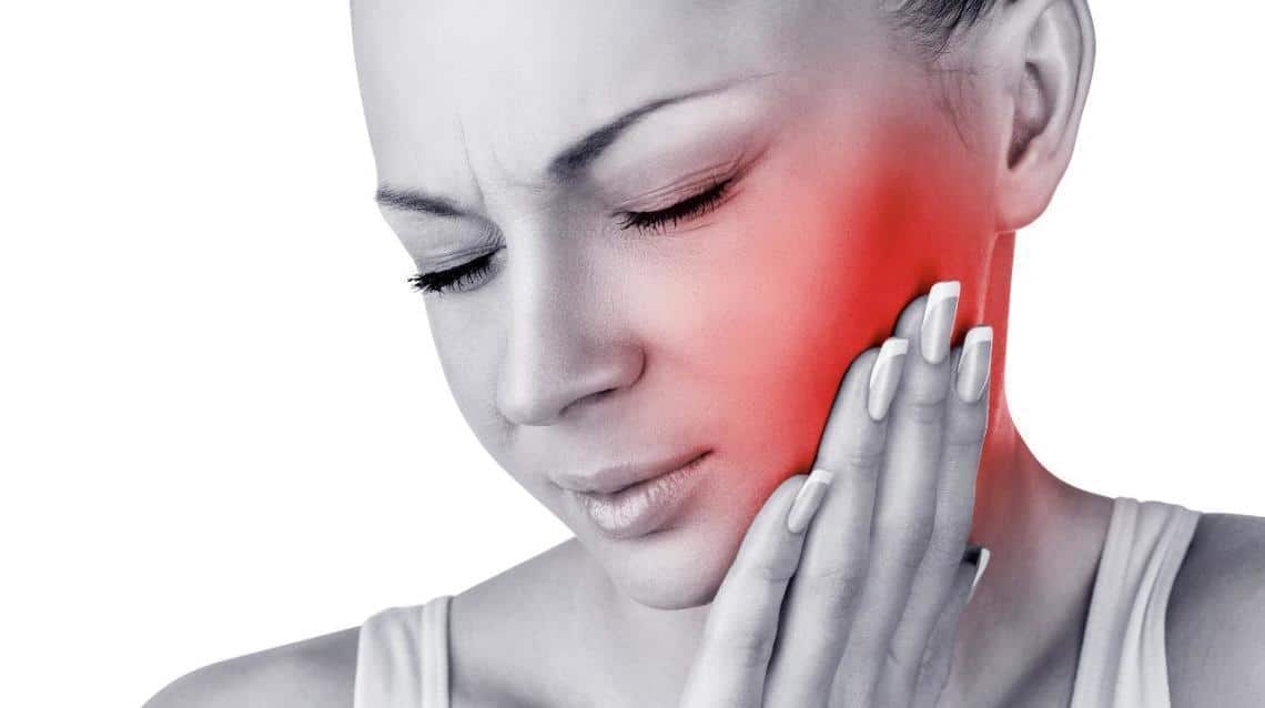 علاج فوري لتسكين الم الاسنان بسرعه