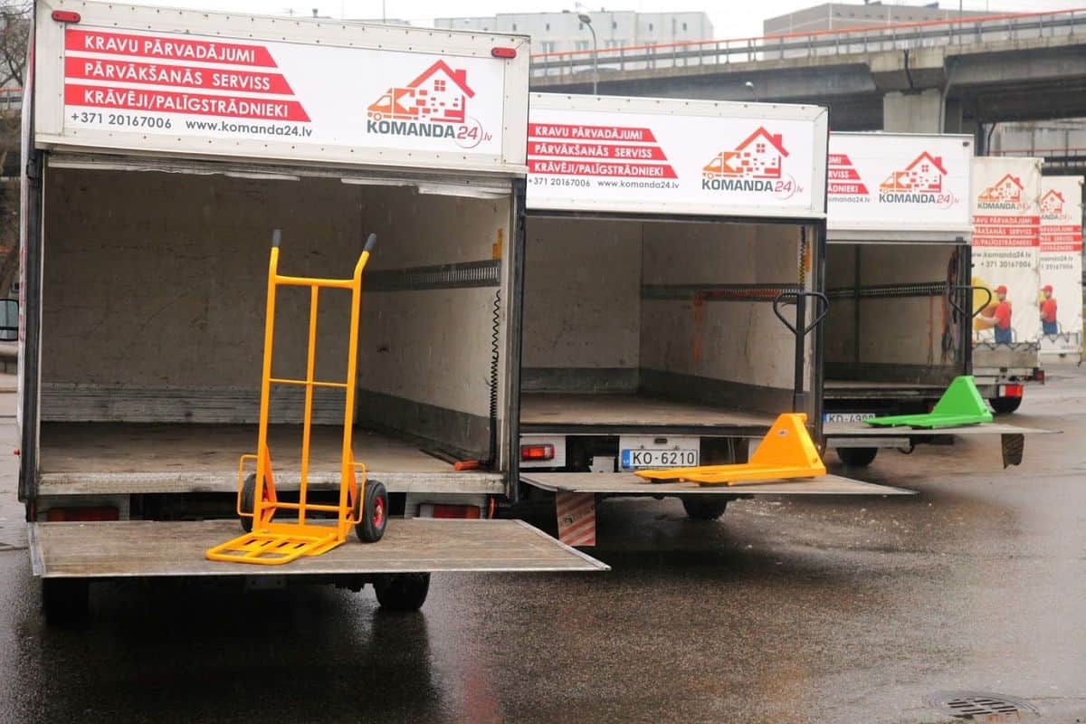 اجراءات نقل الاثاث من السعودية الى الاردن