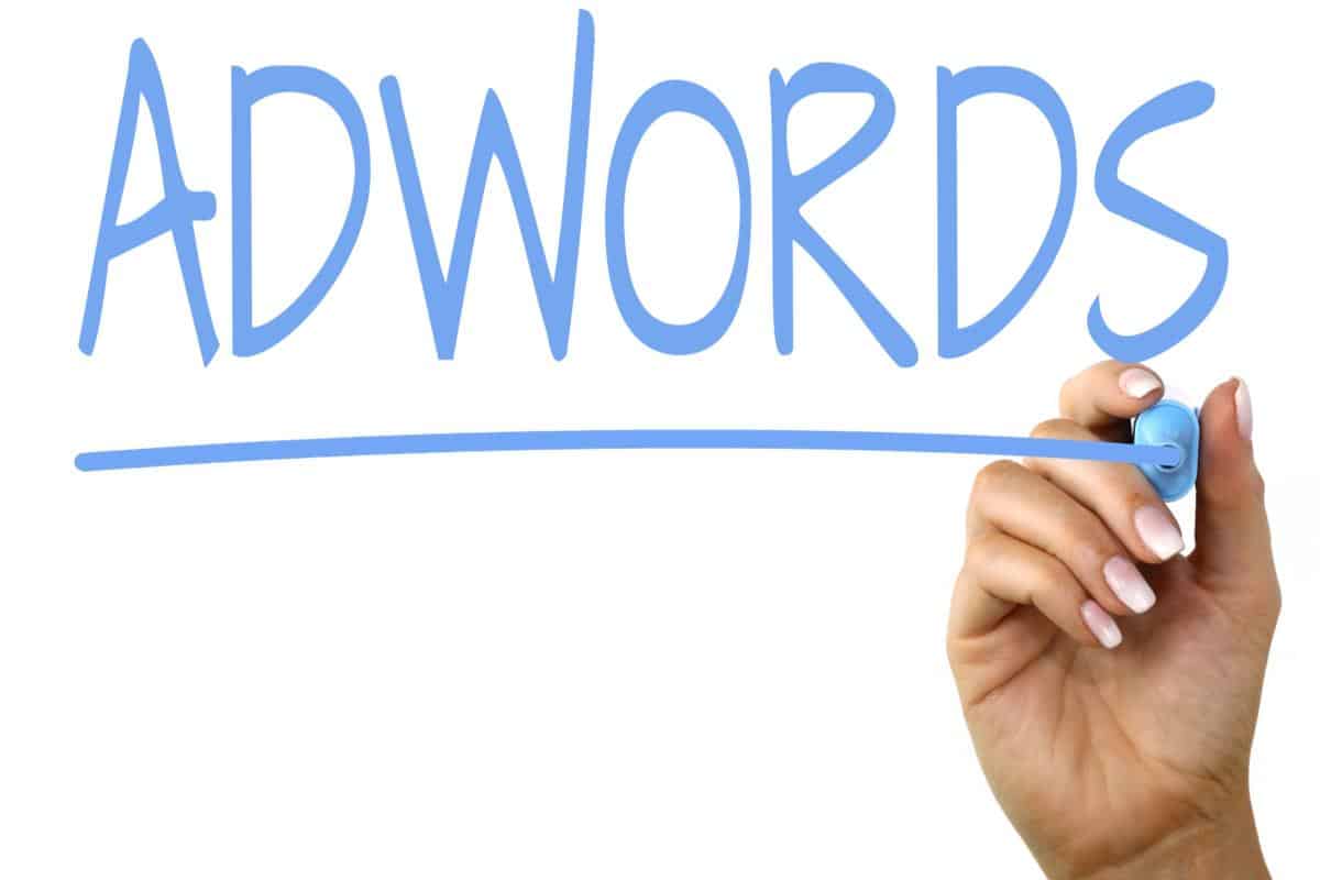 كيفية إعداد وصياغة إعلان ناجح بشكل صحح