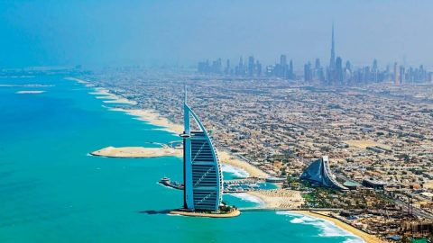 أشهر شركات السياحة في الإمارات