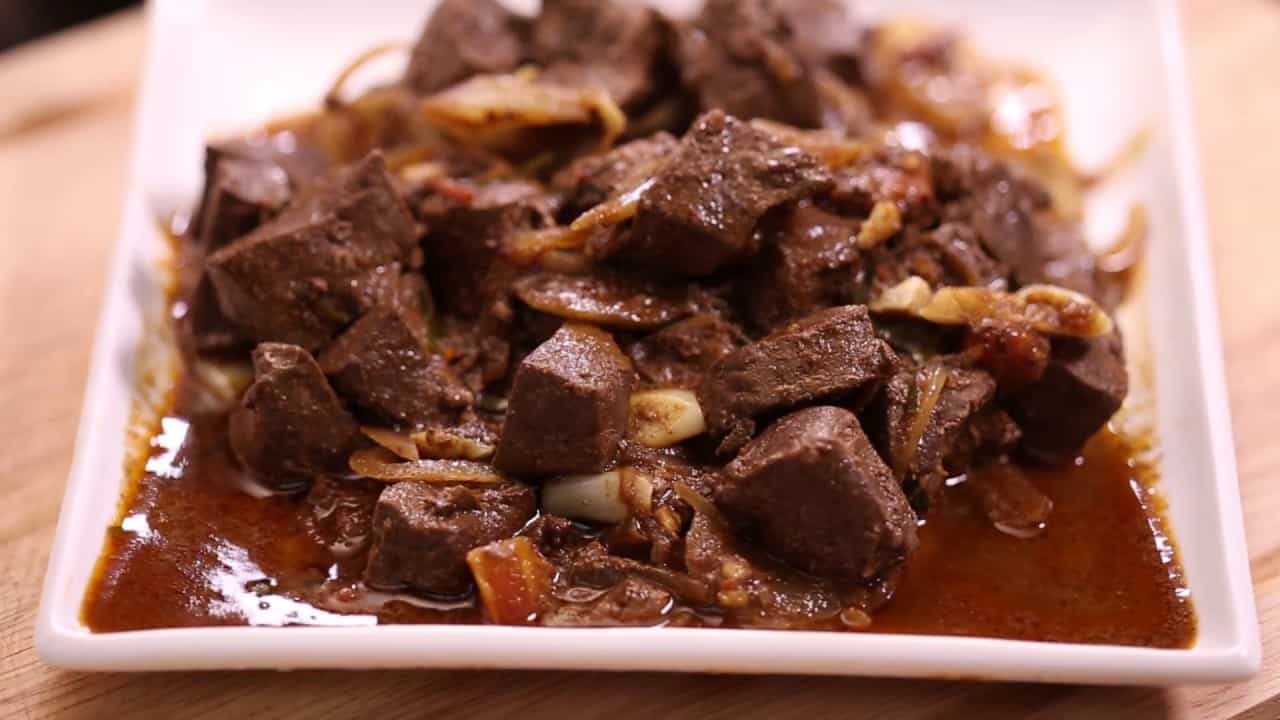 طريقة عمل الكبدة بالبصل