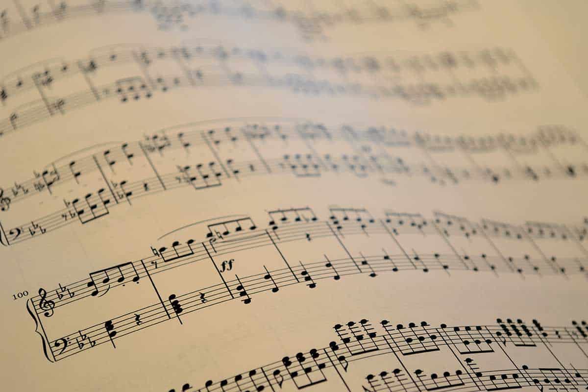 كيفية تعلم الألحان الموسيقية
