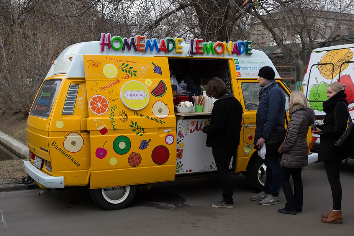 شروط ترخيص مطعم متنقل في ابوظبي