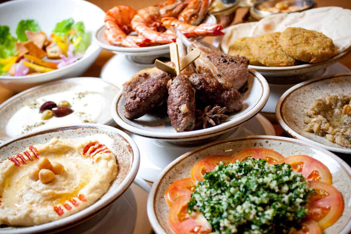 حكم من أفطر في نهار رمضان متعمدا