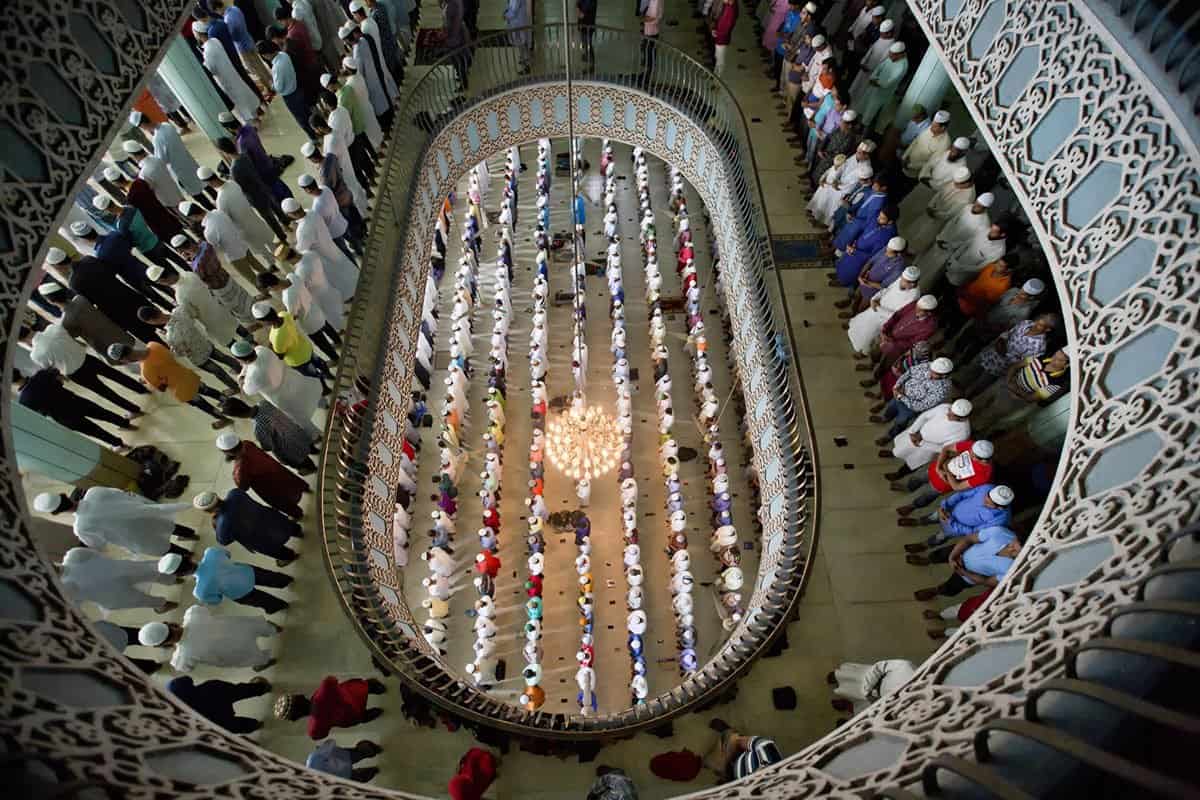 صحة لله عتقاء في اخر ليلة من رمضان