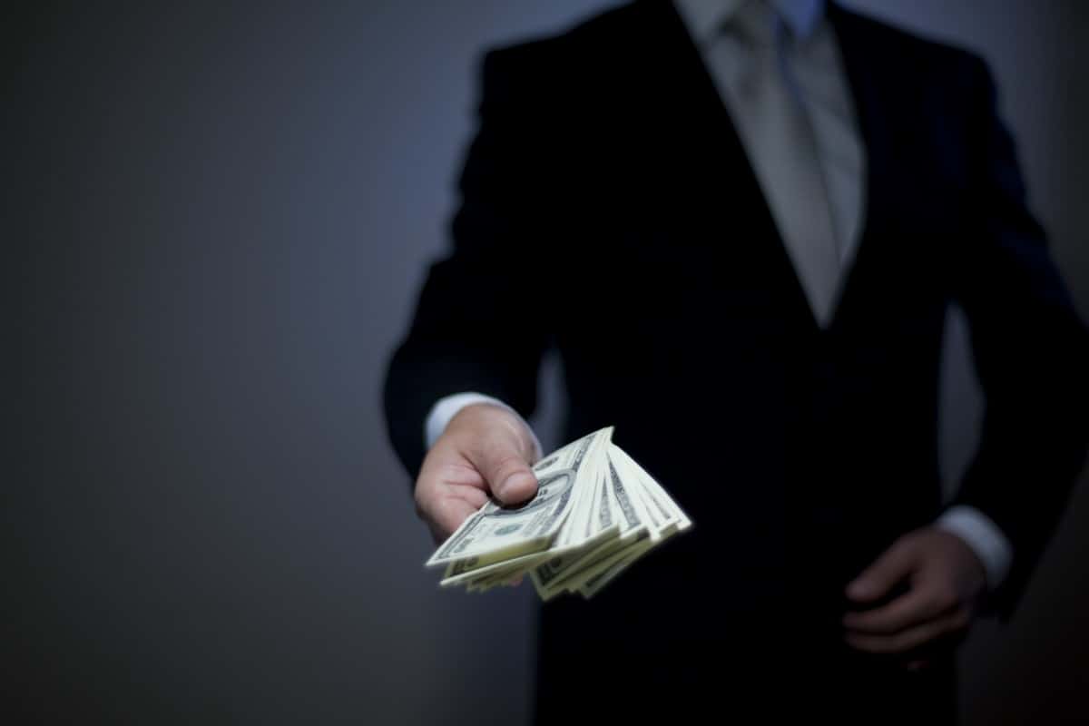 متى رواتب رمضان