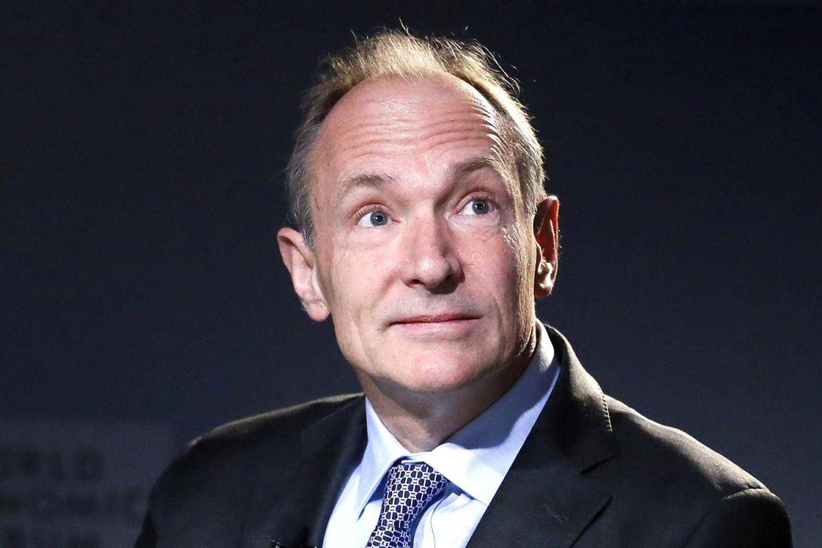 من هو مخترع الانترنت