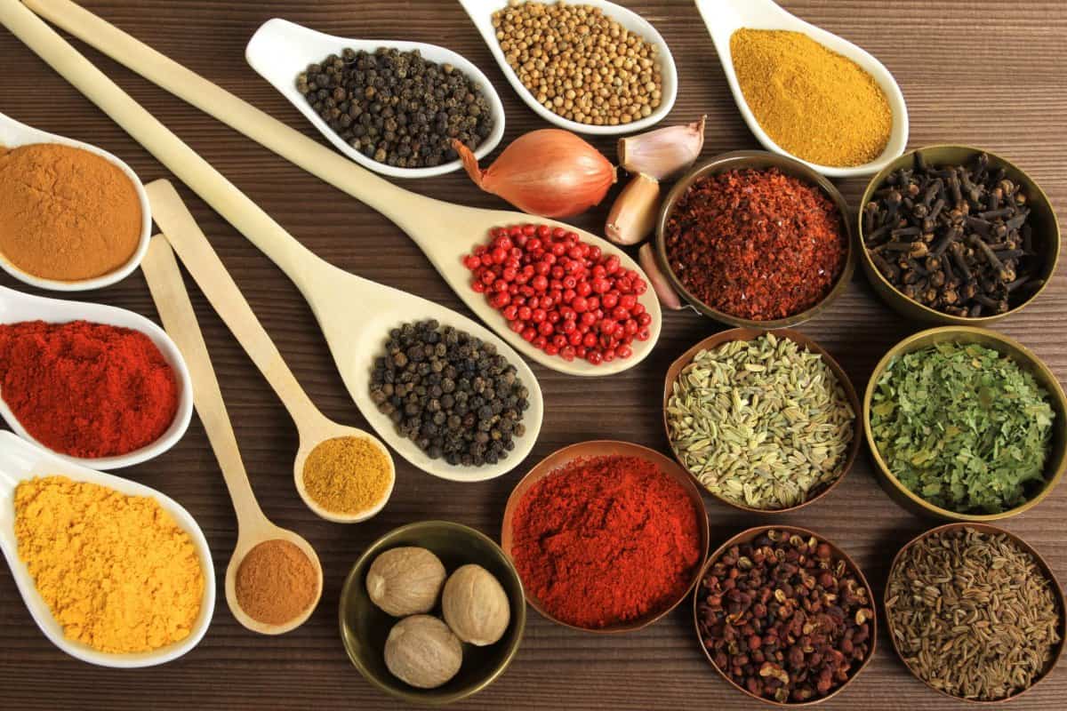علاج ارتفاع حمض اليوريك بالاعشاب