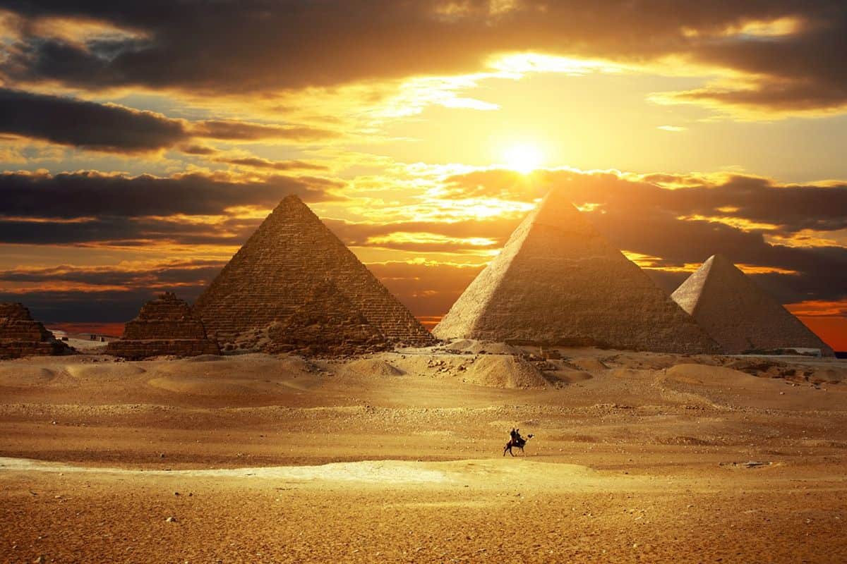 أشعار عن مصر أم الدنيا
