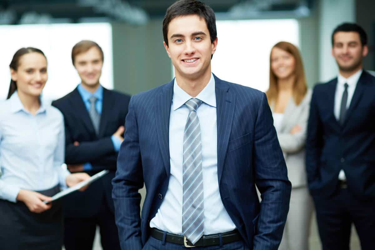 كيفية البحث عن موظف وافد