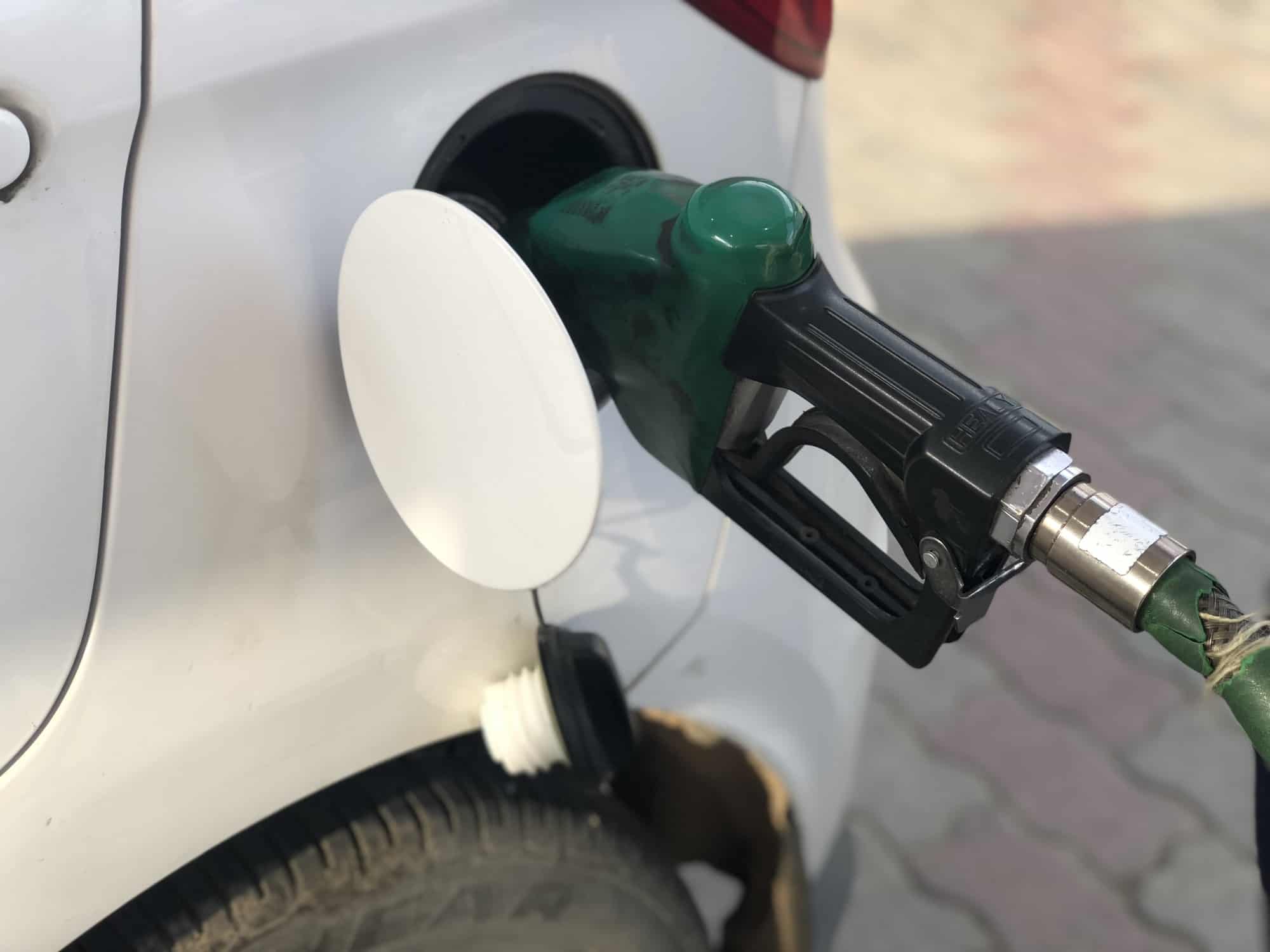 سعر البنزين في دبي