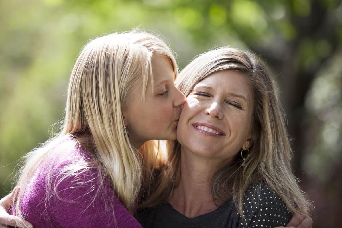 موضوع عن الأم وفضلها