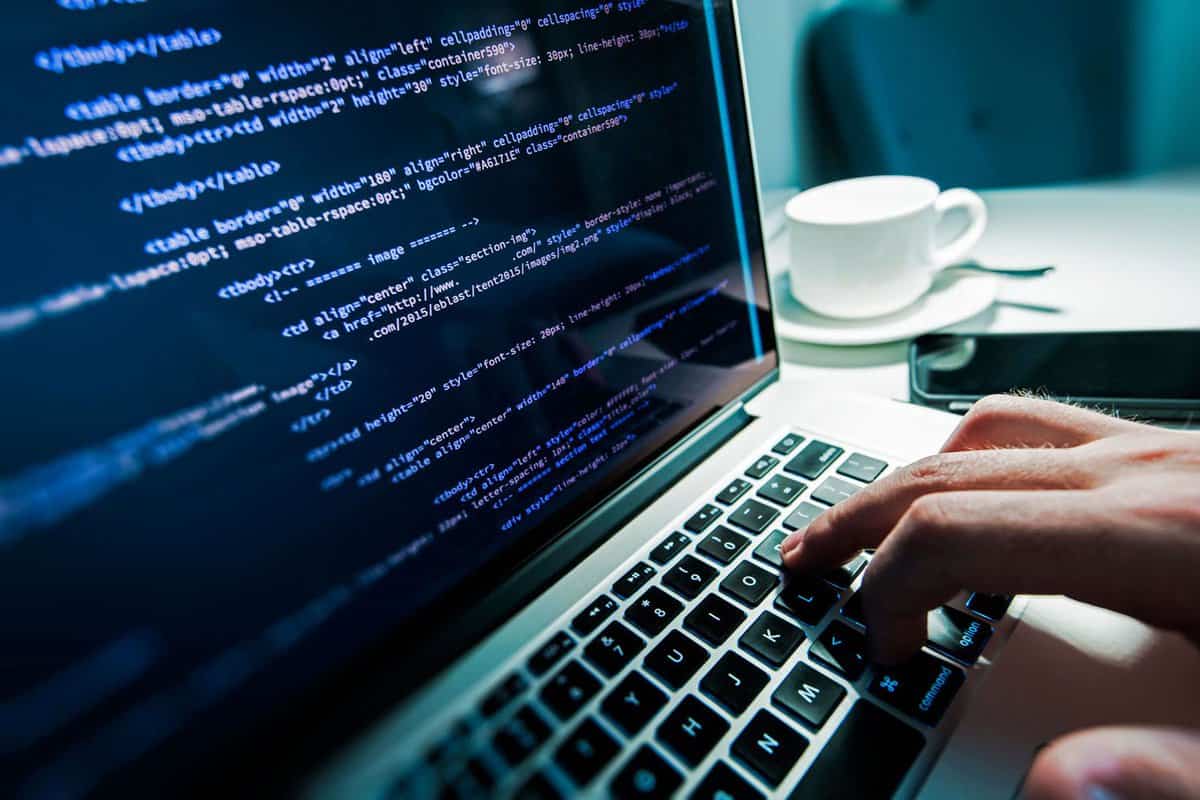 موضوع عن البرمجة