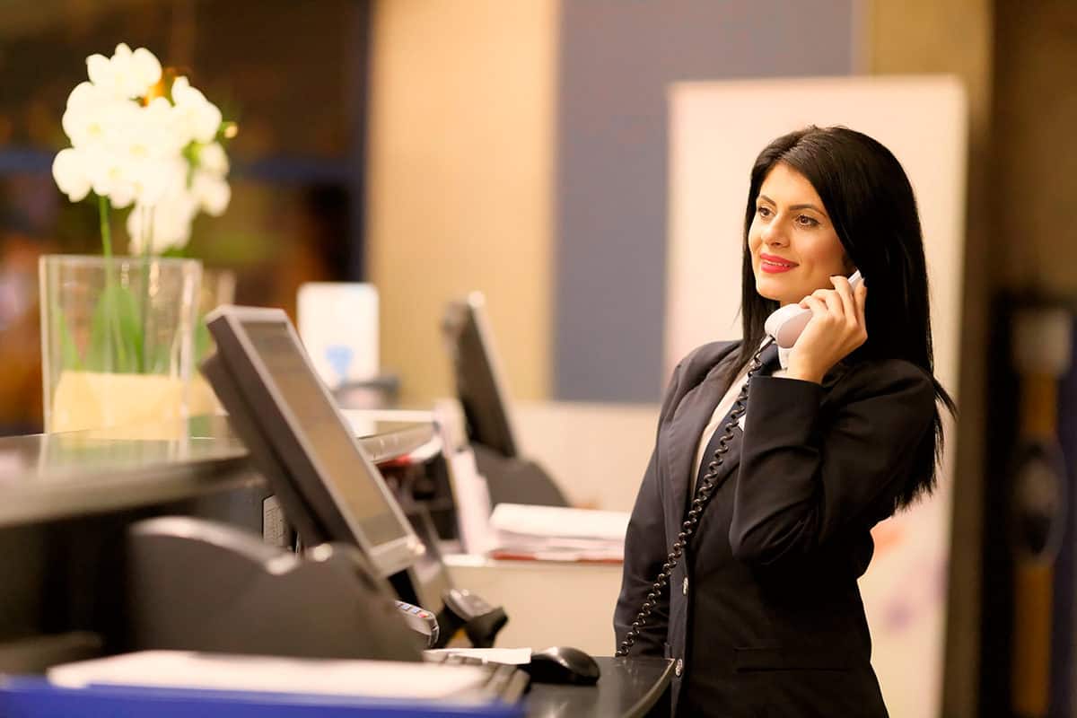 دليل وظائف موظف استقبال في دبي الوظائف الجديدة