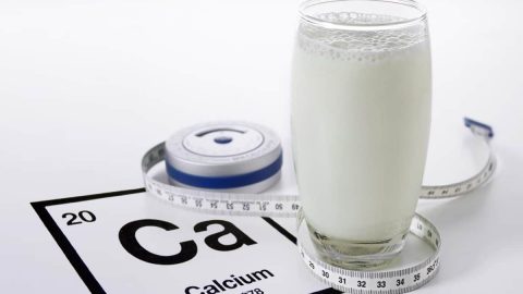 فوائد الكالسيوم وأهم مصادره الطبيعية