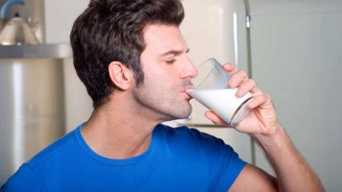 فوائد شرب الحليب للصحة العامة