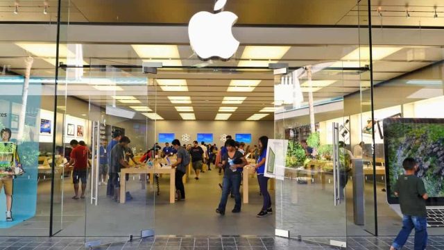 Apple Store branches in Dubai