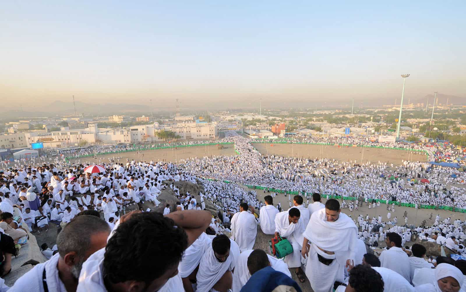 ماهي مناسك الحج باختصار للبالغ والمتوفي
