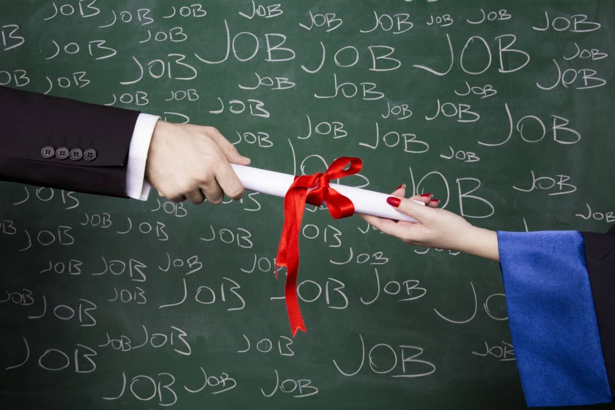 دليل أبرز وظائف في دبي للطلاب الجدد