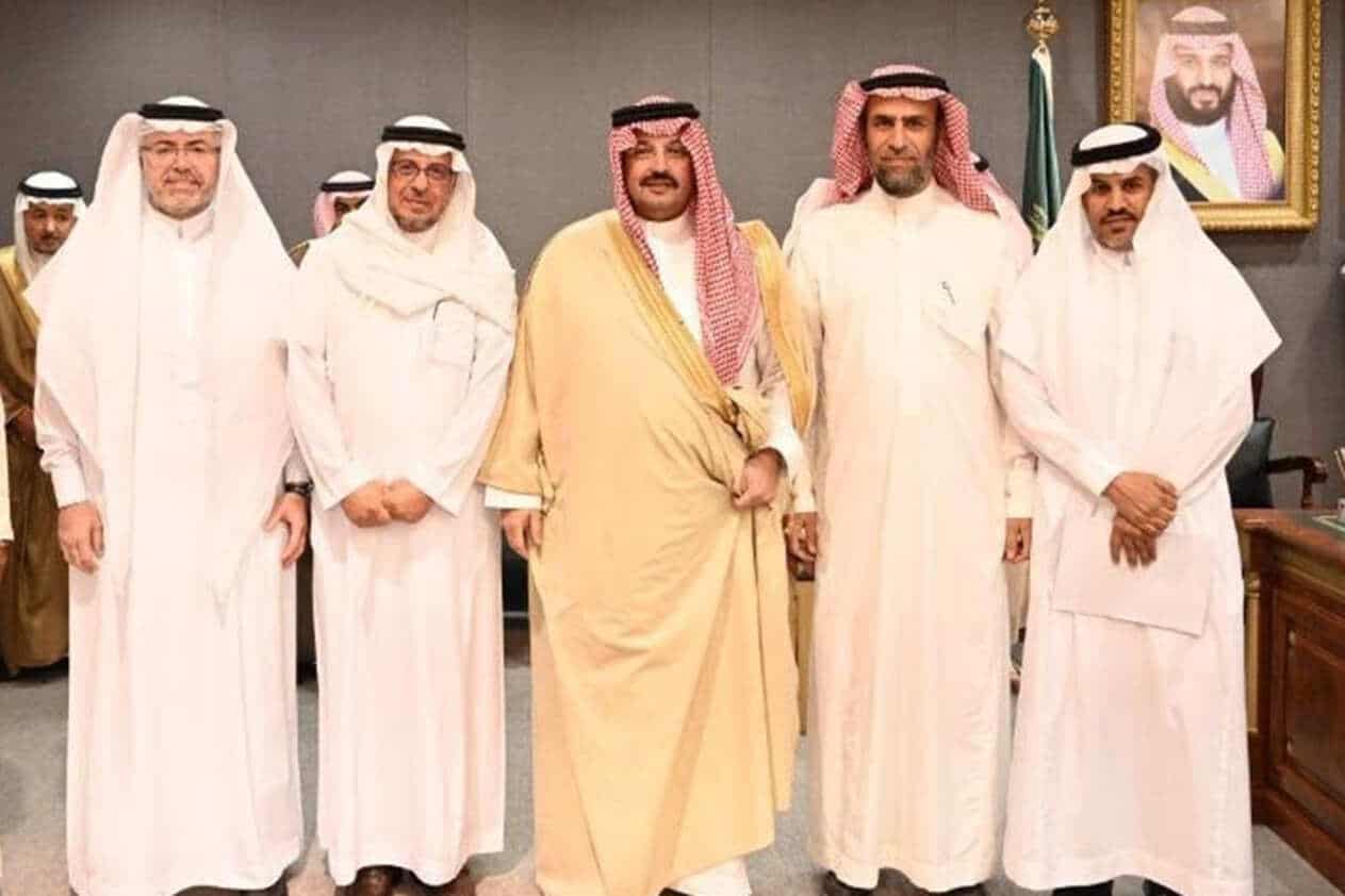 70 ألف متر لإنشاء مدرسة تعليم القيادة للنساء وأمير عسير يطالب بالإنجاز