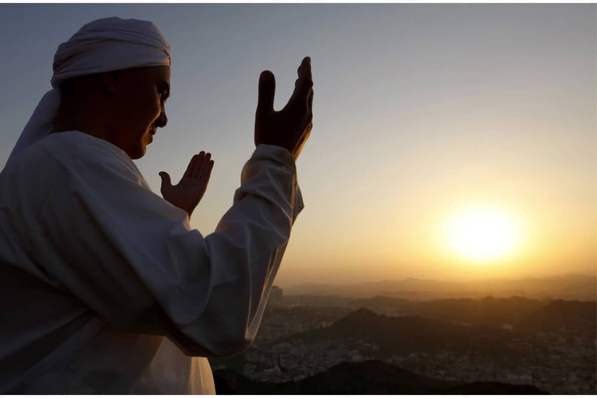 أجمل دعاء ليوم الجمعة قصير ومكتوب