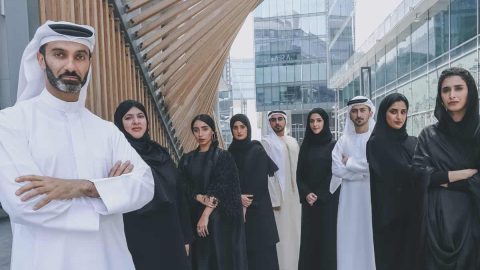 اسم الثوب الإماراتي الرجالي والنسائي