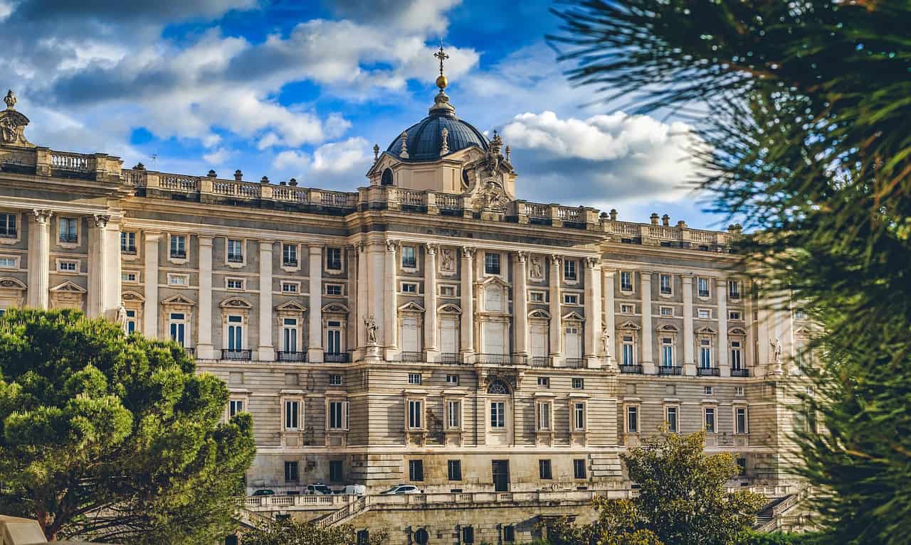 القصر الملكي القصر الملكي