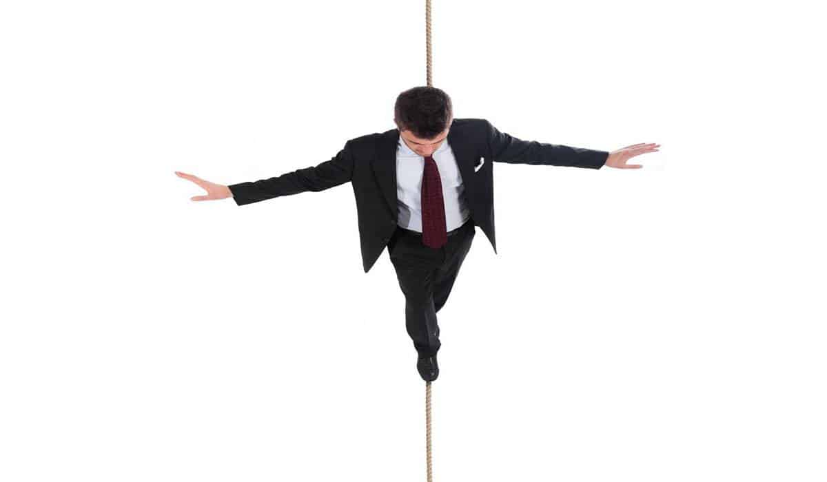بحث عن الاتزان والتوازن